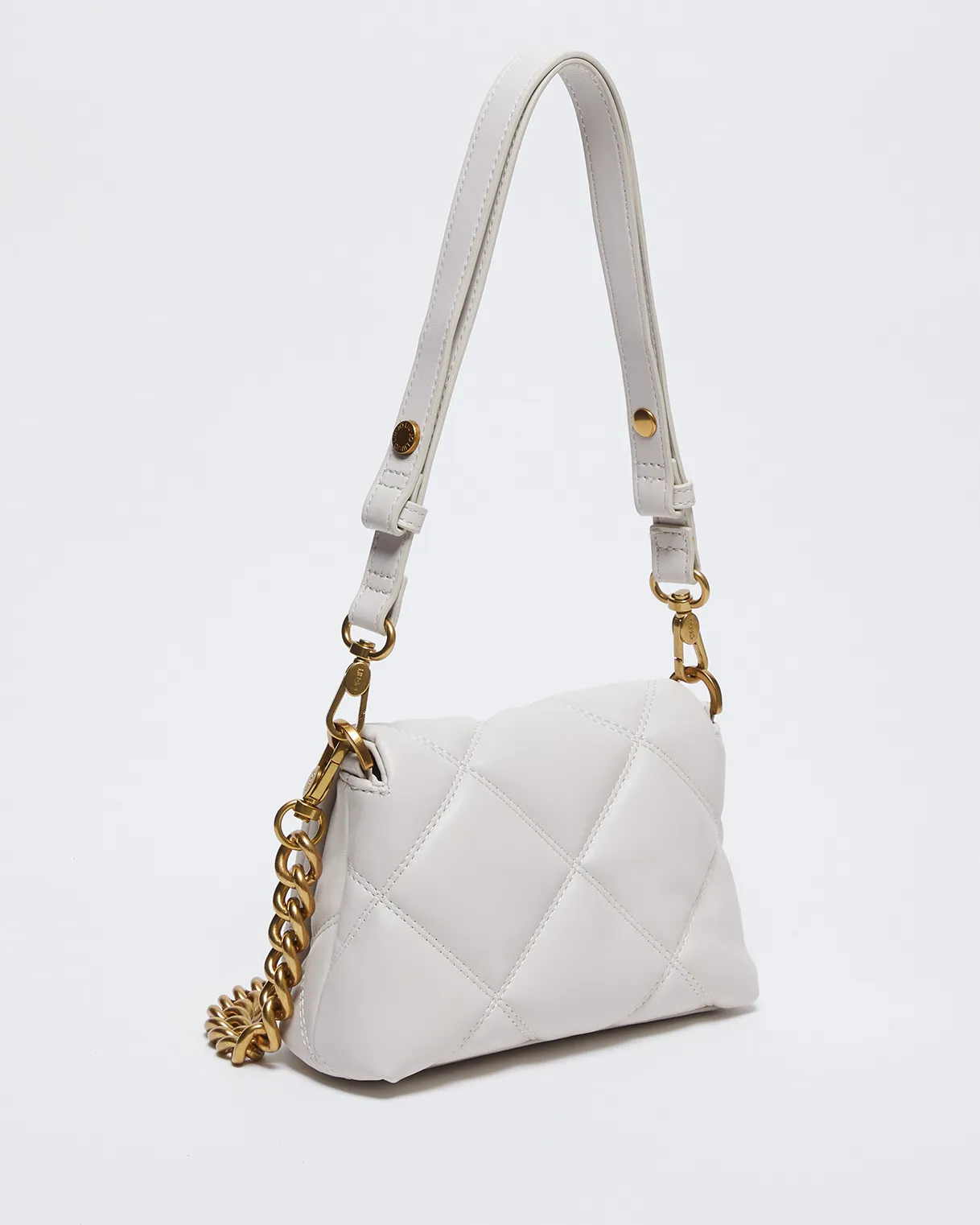 Borsa Puffy Icon avorio misura piccola in similpelle trapuntata a rombi con placca maxi logo sulla patta e catena rimovibile