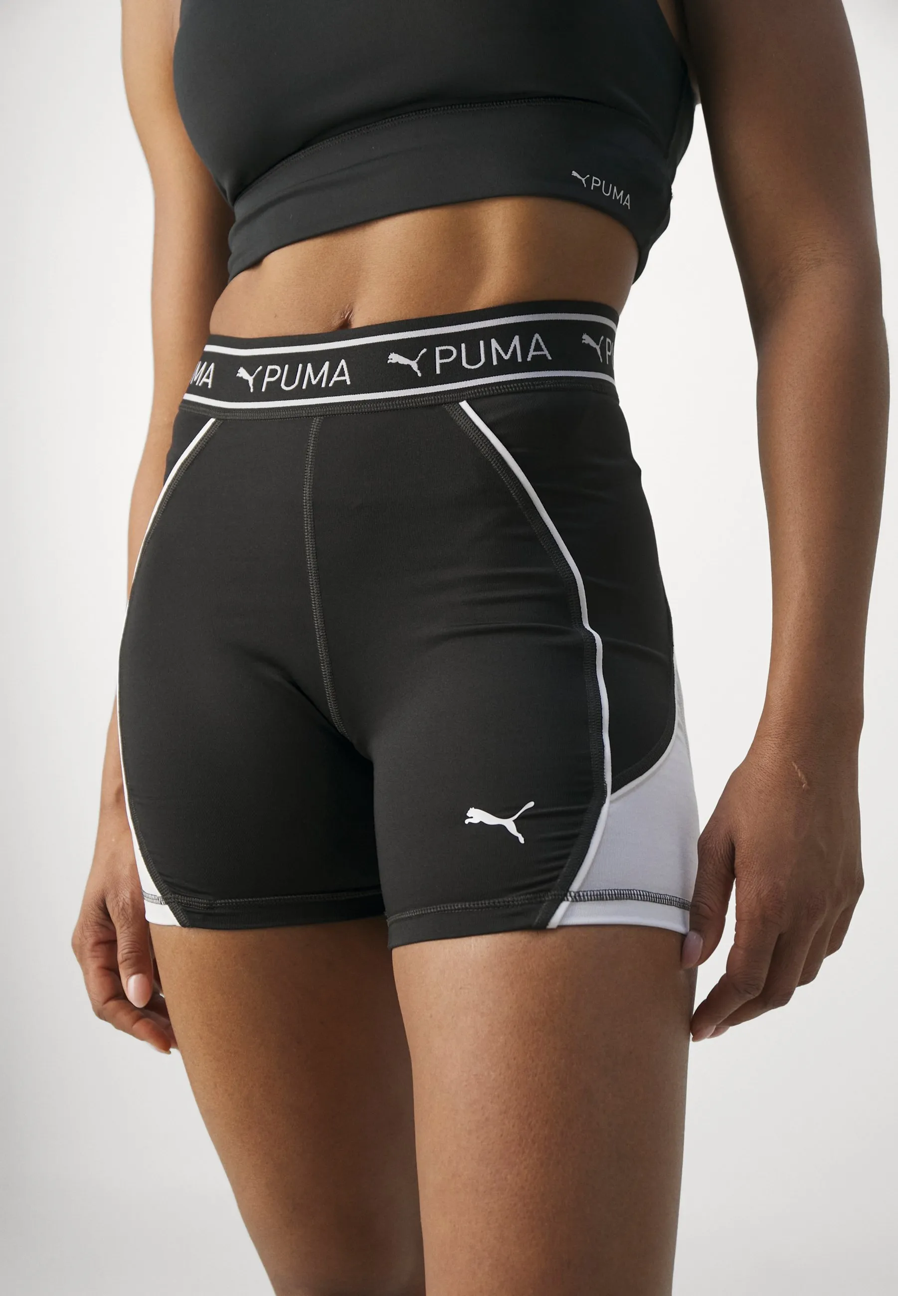 FIT TRAIN STRONG SHORT - Collant