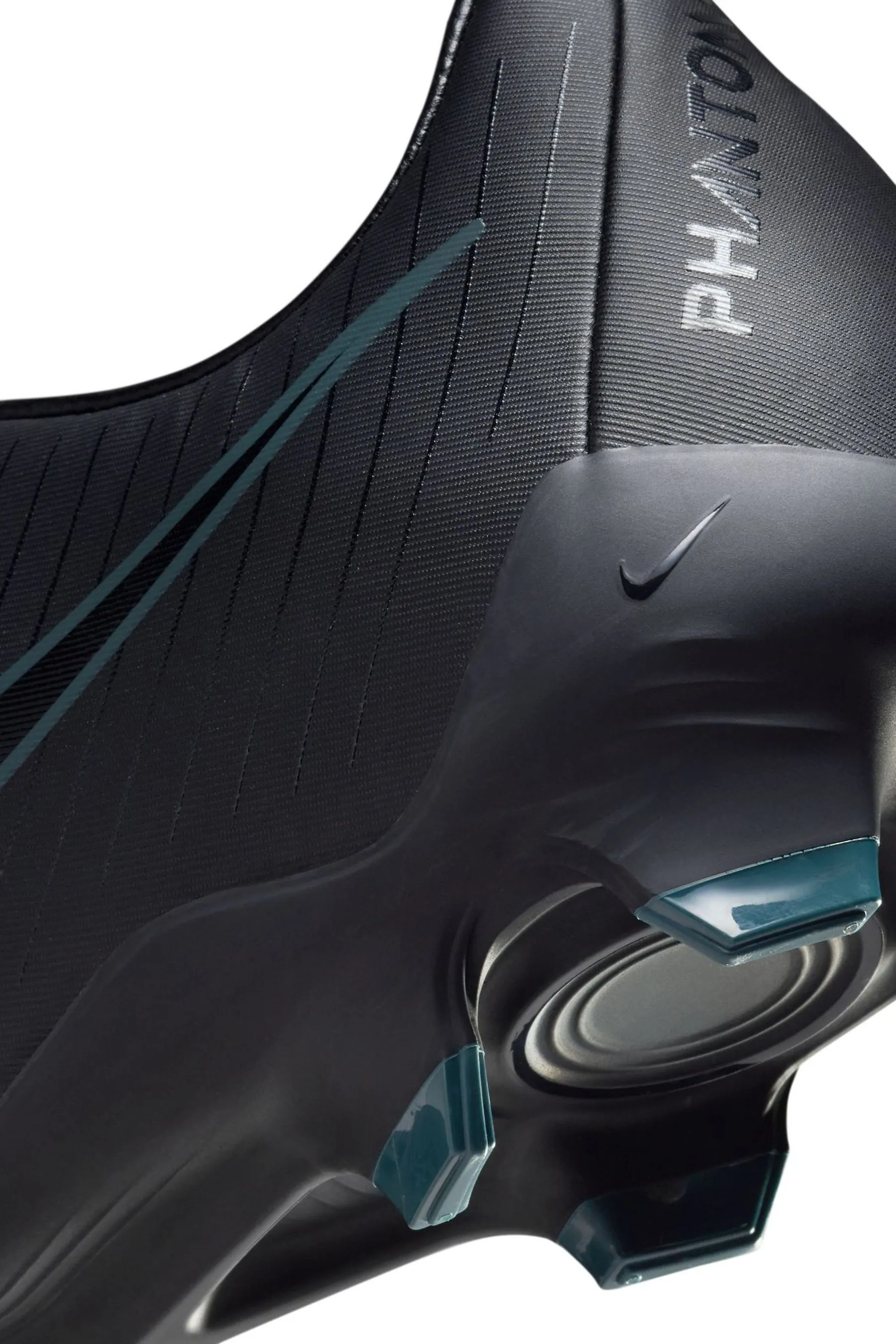 Nike Adults Phantom 2 Club Multi Ground Football Boots    
