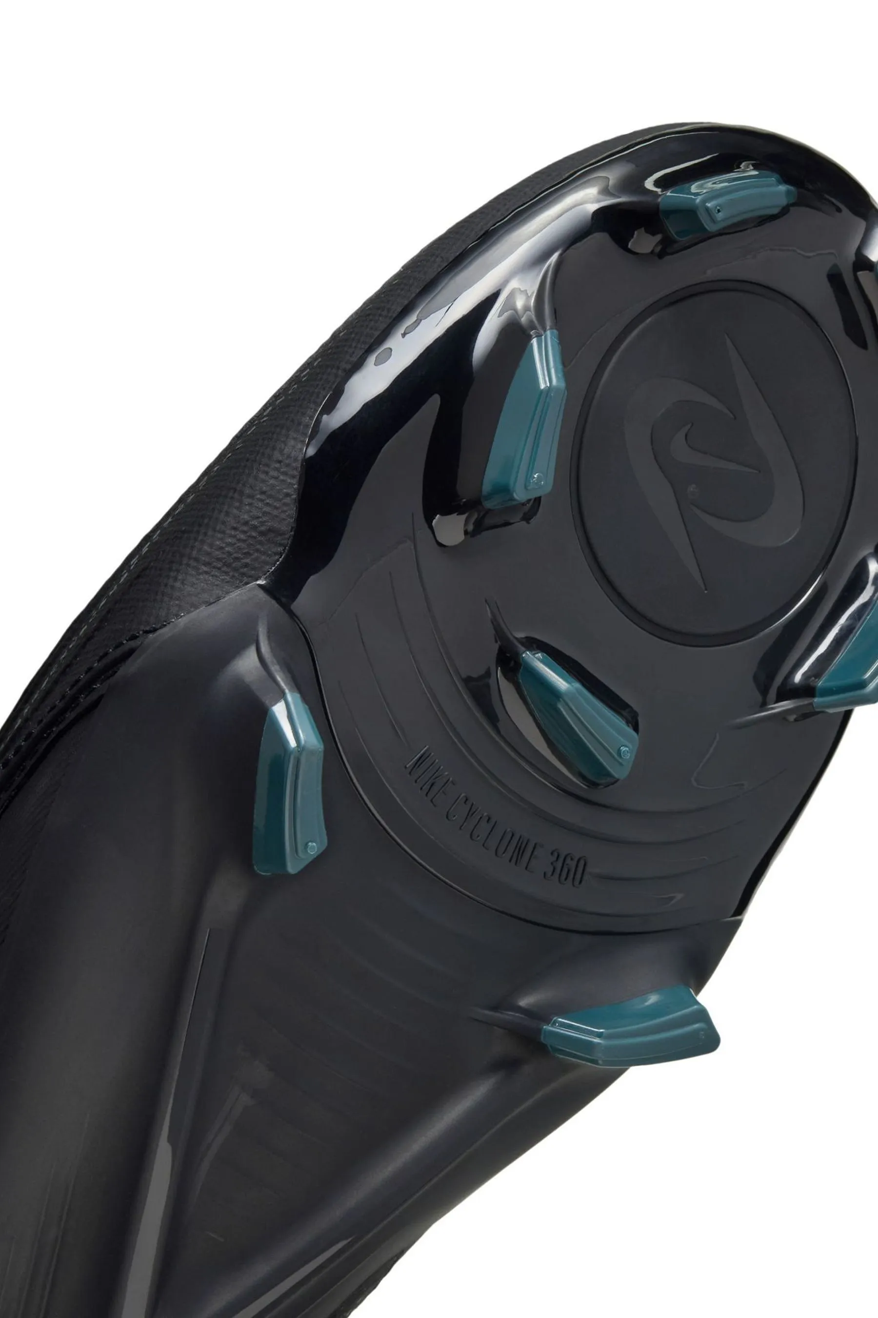 Nike Adults Phantom 2 Club Multi Ground Football Boots    