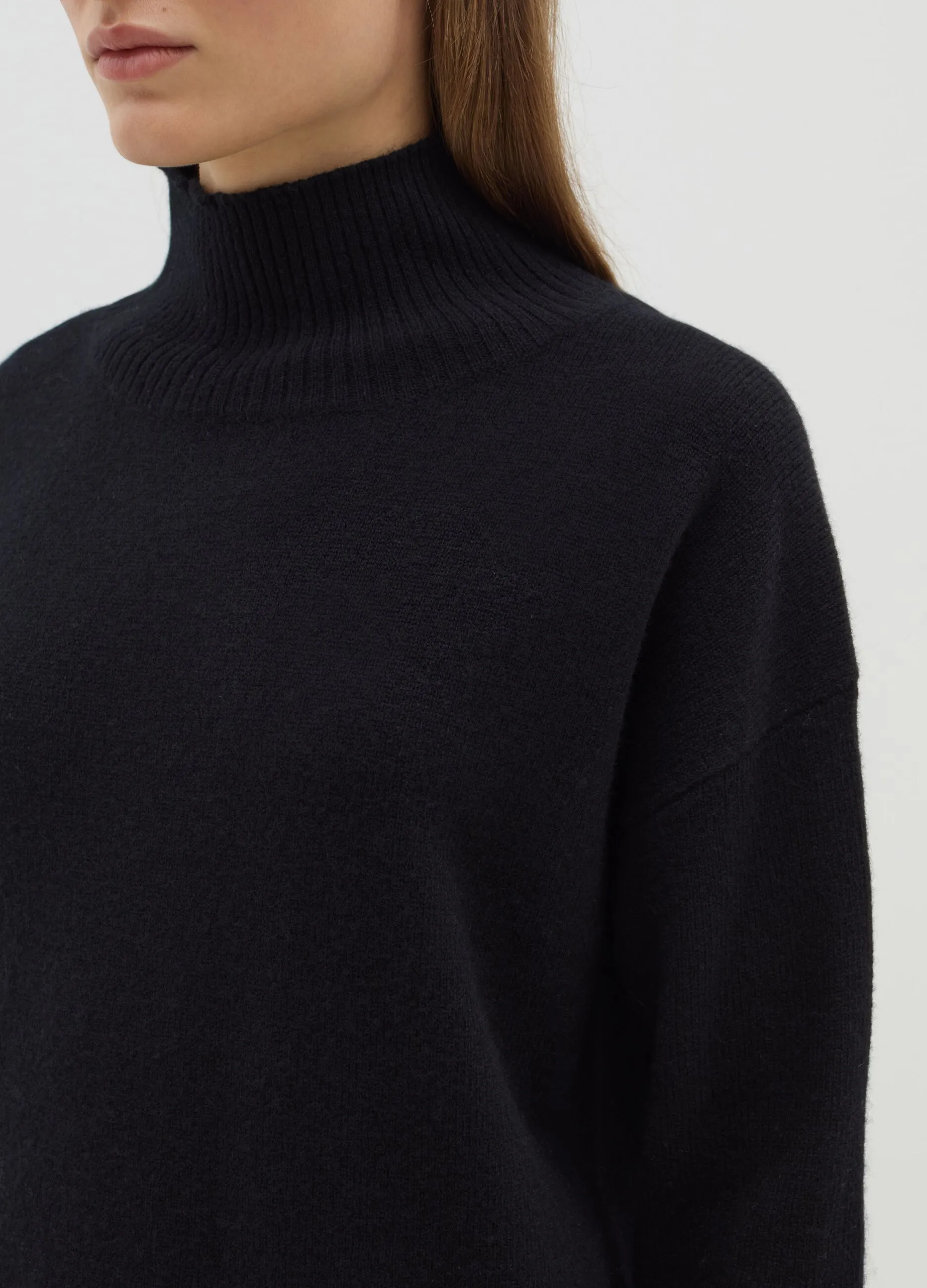 Pullover mock neck in lana cardata