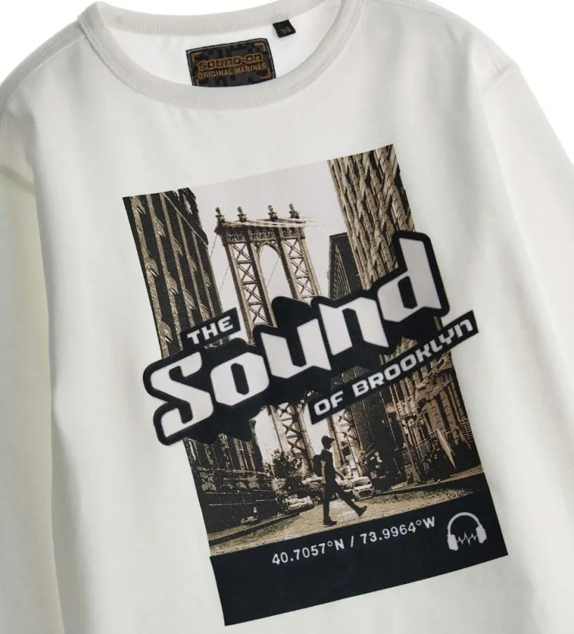 --T-shirt oversize con stampe-